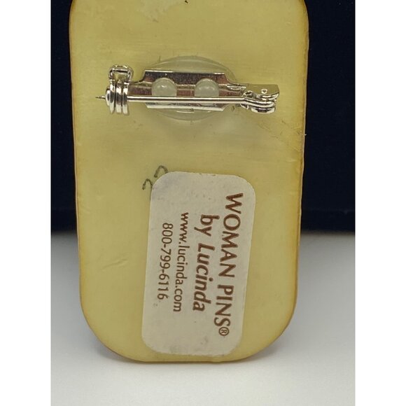 Handmade Lucinda Woman Pins Brooch With Two Women & Umbrella Design Multi-Color - Picture 5 of 7